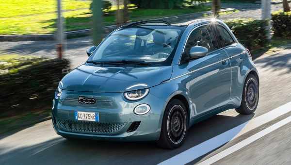 Новый Fiat 500 дебютирует в Италии