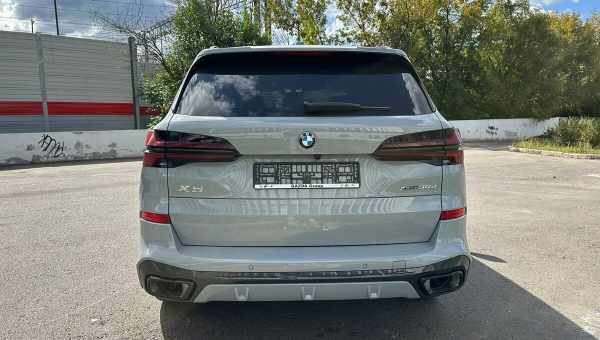 BMW X5: новые удовольствия за рулем