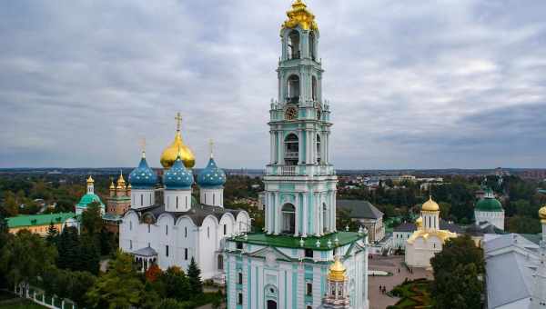 Колокольня Троице-Сергиевой лавры