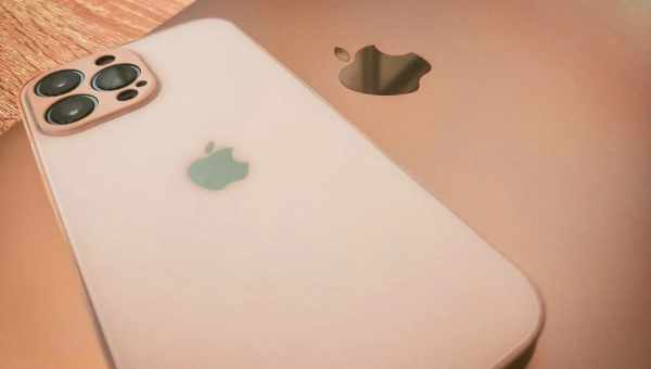 Прогнозы Apple подтвердили, что задержки iPhone 8 не будет