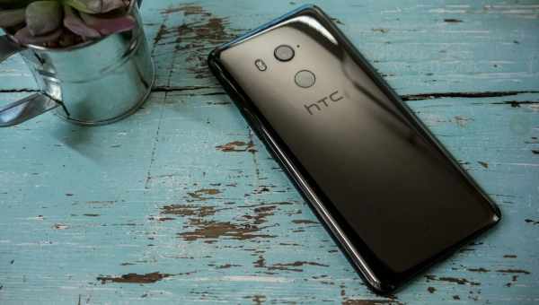 "Характеристика телефона HTC U11 EYEs: обзор, фото, камера, дисплей