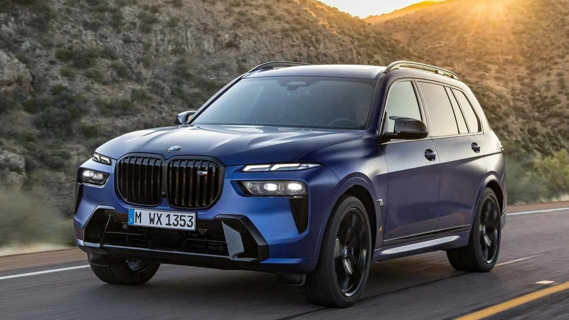 BMW показала кроссовер X7 в новом ролике