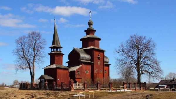 Церковь Иоанна Богослова в селе Ивановское